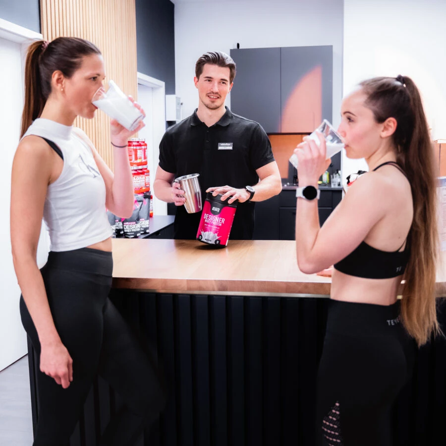 Energie tanken mit einem Proteinshake.
